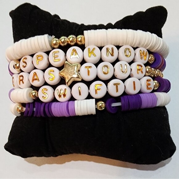 SWIFTIE 5 PIECE BRACELET SET - Picture 2 of 4
